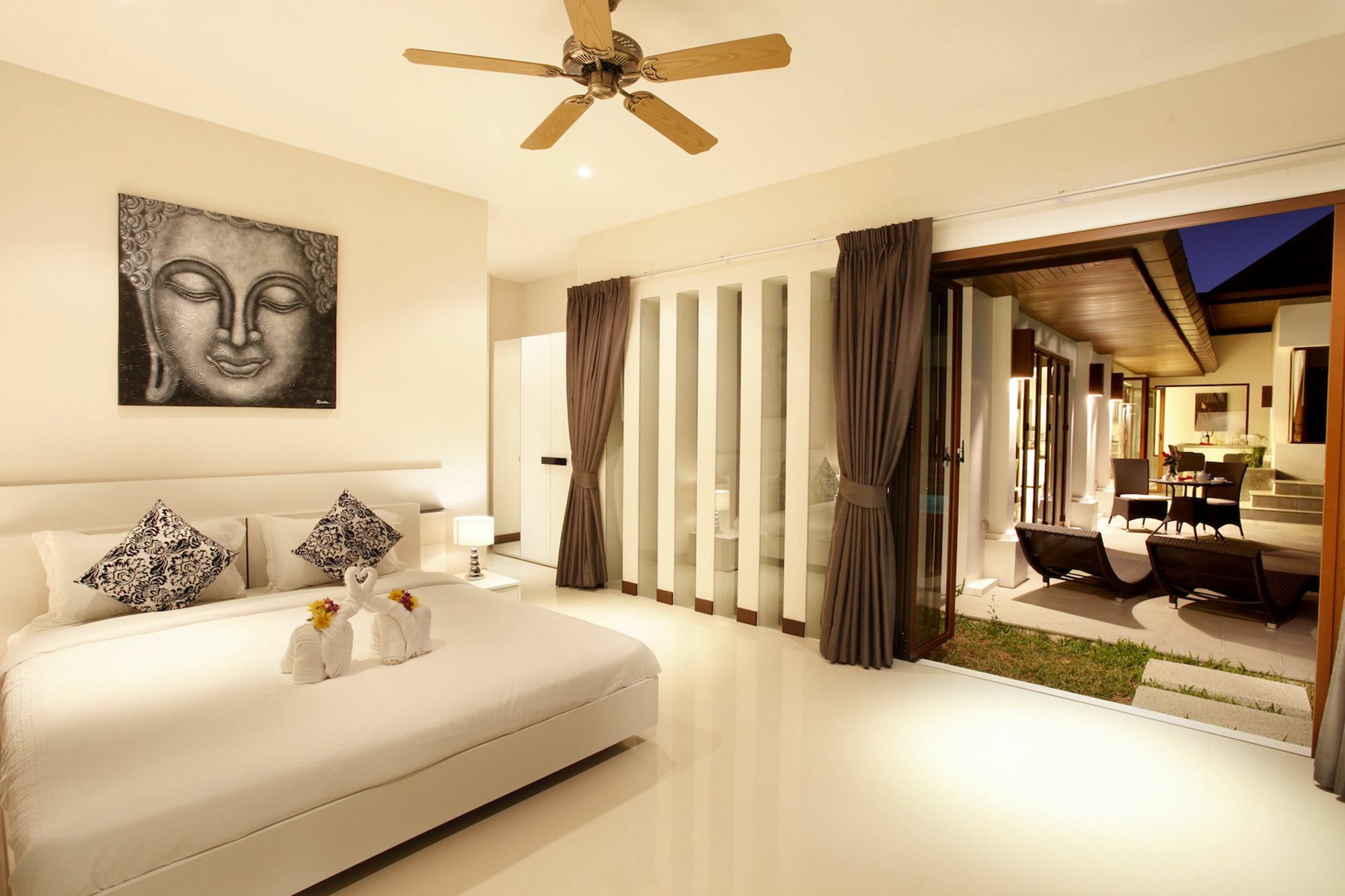 Villa Lovina By Holiplanet Rawai Buitenkant foto