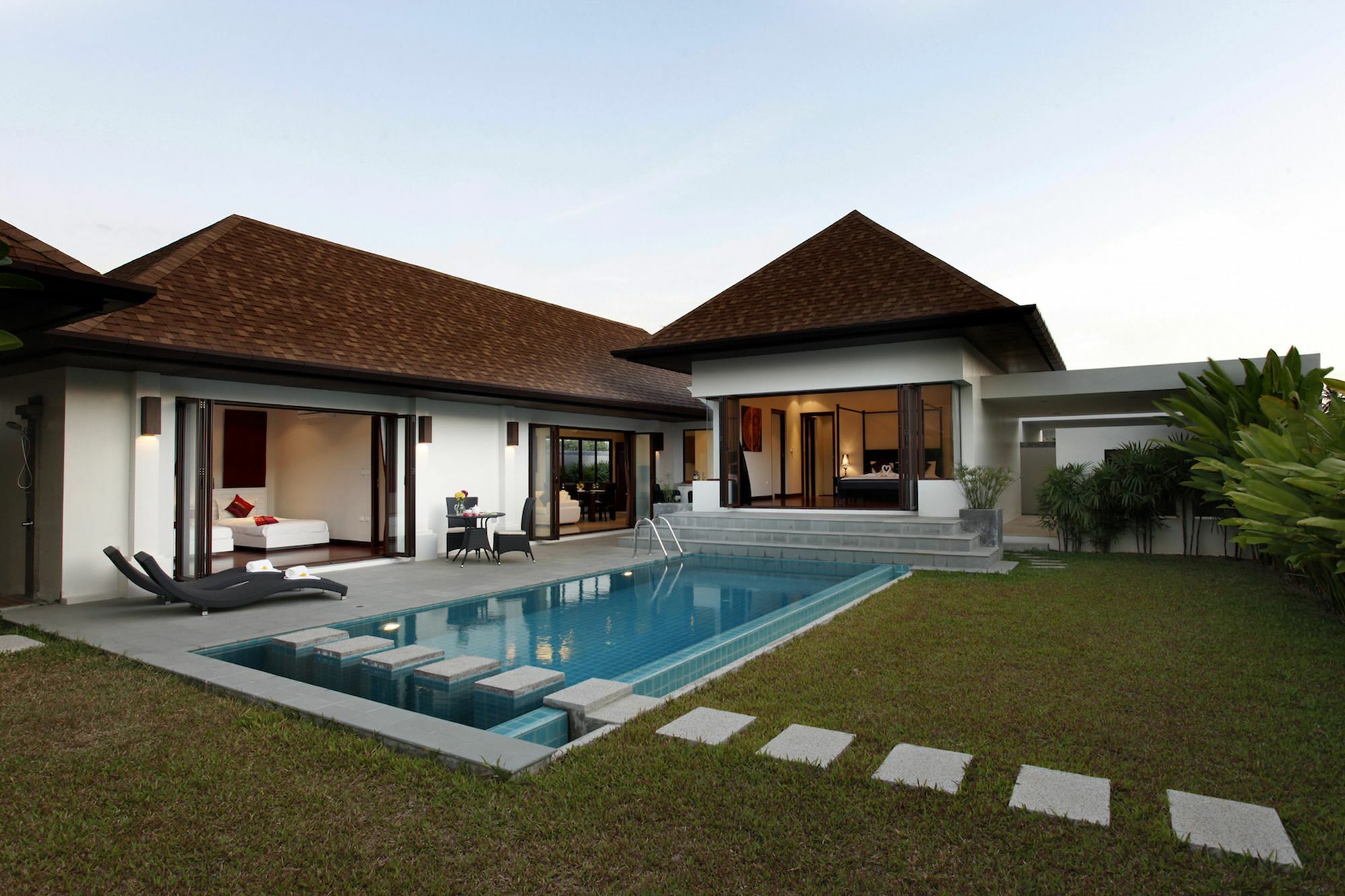 Villa Lovina By Holiplanet Rawai Buitenkant foto